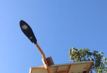 INCOESP EM PARCERIA COM A CONSTRUSERV INSTALA POSTES DE ENERGIA SOLAR EM PRAÇA DE PANORAMA